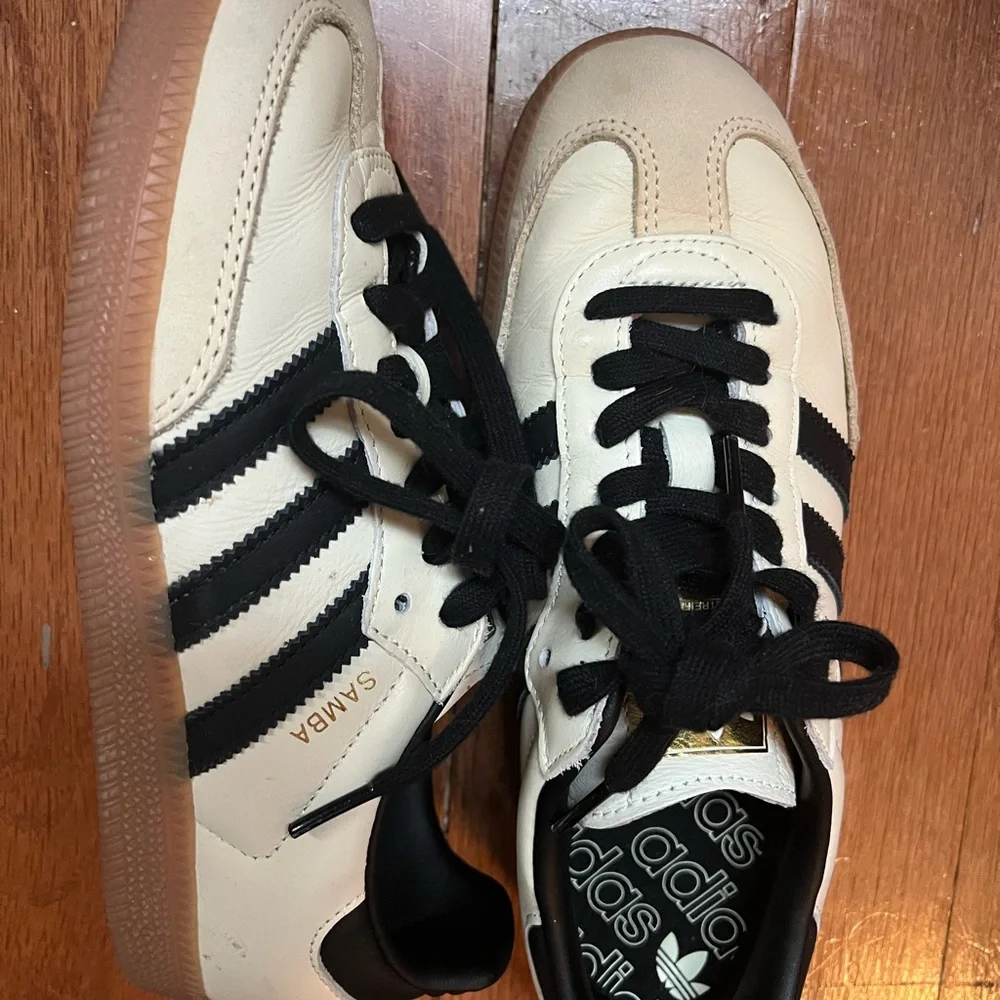 Adidas Samba Cream and Black Sneakers Sand Strata Black - Picture 1 of 7